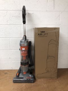 VAX STEERABLE PET UPRIGHT VACUUM CLEANER