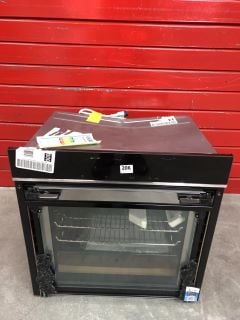 SIEMENS INTEGRATED SINGLE OVEN MODEL: HB772G1B1B