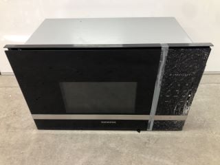 SIEMENS IQ500 BUILT IN 800W MICROWAVE OVEN IN BLACK AND STAINLESS STEEL MODEL: BF525LMS0B RRP: £409 (IN PACKAGING)