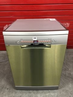 BOSCH UNDERCOUNTER DISHWASHER MODEL: SMS2HVI67G