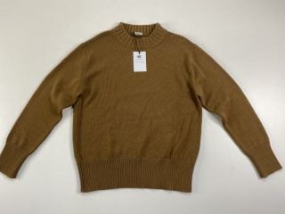 PAUL SMITH GENT'S PULLOVER CREW NECK. SIZE: M, MADE FROM: 100% MERINO. RRP: Â£350