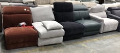 5 X ASSORTED SOFA PARTS TO INCLUDE CARRERA LARGE ARMLESS UNIT IN PEACOCK LEATHER (PARTS ONLY) (KERBSIDE PALLET DELIVERY)