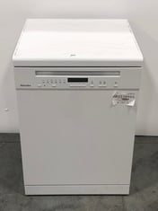 MIELE DISHWASHER IN WHITE - MODEL NO. G7130SC - RRP £1129