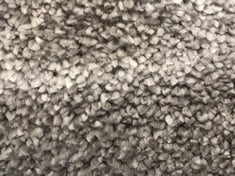 ROLLED CARPET APPROX 5 X 3.7M IN SILVER (COLLECTION ONLY)