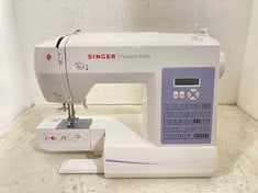 SINGER FASHION MATE 5560 SEWING MACHINE - RRP £240