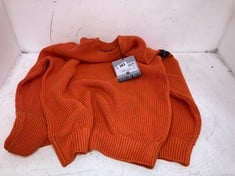 NAPAPIJRI ORANGE BURNT CREW KNIT SIZE MEDIUM