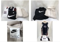 4 X ASSORTED ITEMS TO INCLUDE NIKE USA BASKETBALL TOP - SIZE M