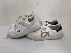 NIKE AIR FORCE 1 WHITE/GOLD TRAINERS - SIZE 4 TO INCLUDE LØCI WHITE/BROWN TRAINERS - SIZE 6