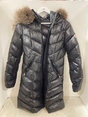 MONCLER BLACK QUILTED FOX FUR TRIMMED DOWN COAT IN SIZE 2-RRP £1665