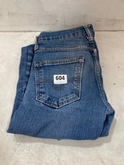 LEVI 510 SKINNY JEANS IN MID WASH W28 L30 - RRP £110