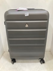 AEROLITE 25" SUITCASE IN CHARCOAL