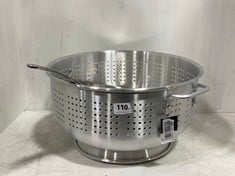 VOGUE ALUMINIUM COLANDER 41 X 23 CM TO INCLUDE STAINLESS STEEL FRYING PAN