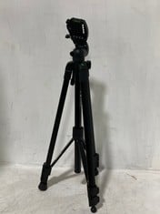 BOSCH PROFESSIONAL BUILDING TRIPOD BT 150