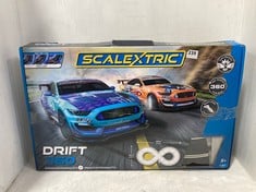 SCALEXTRIC DRIFT 360 EXTREME FORD MUSTANG GT4 V MAXXIS FORD MUSTANG GT4 RACE SET