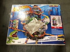 HOT WHEELS CITY ULTIMATE GARAGE