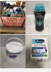 BOX OF ASSORTED CLEANING ITEMS TO INCLUDE LENOR UNSTOPPABLES IN-WASH SCENT BOOSTER FRESH 570G