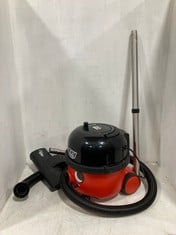 HENRY CORDED BAGGED CYLINDER VACUUM CLEANER