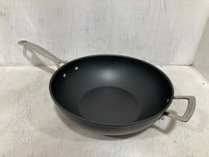 LE CREUSET TOUGHENED NON-STICK 30CM STIR-FRY PAN