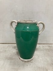 10 X STONE THE CROWS SMALL HANDLED VASE - EMERALD - HEIGHT 24CMS - TOTAL RRP £180