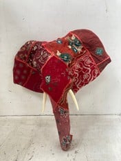 2 X STONE THE CROWS PATCH ELEPHANT HEAD - RED - 41X20X43CM