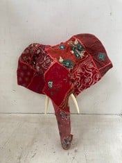 2 X STONE THE CROWS PATCH ELEPHANT HEAD - RED - 41X20X43CM