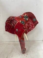 2 X STONE THE CROWS PATCH ELEPHANT HEAD - RED - 41X20X43CM