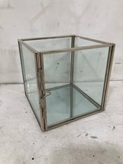 15 X STONE THE CROWS CUBE - GEOMETRIC CANDLE HOLDER - HEIGHT 10CM - TOTAL RRP £150