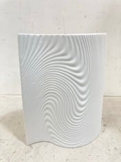 12 X STONE THE CROWS LARGE VASE - WHITE - TOTAL RRP £216