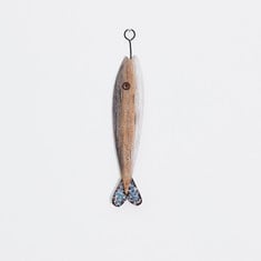 96 X STONE THE CROWS SMALL HOOKED FISH HANGER - (H) 33 X (W) 6 X (D) 2 CM - TOTAL RRP £960