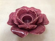 12 X STONE THE CROWS ROSE CANDLEHOLDER - FUCHSIA - DIA 11.5CMS - TOTAL RRP £60