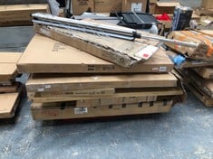 PALLET OF ASSORTED FURNITURE / PARTS TO INCLUDE BROMPTON ACACIA AND ASH TOP KING SIZE BED FRAME (PART ONLY) (ZONE 2) (KERBSIDE PALLET DELIVERY)