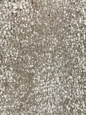 APPROX 2.07 X 5M ROLLED CARPET IN BUBBLES (ZONE 1) (COLLECTION ONLY)