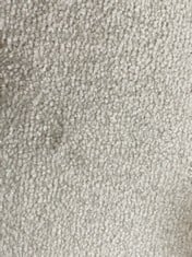 APPROX 2 X 5M ROLLED CARPET IN CANVAS (ZONE 1) (COLLECTION ONLY)