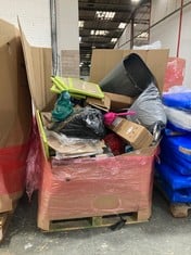 PALLET OF ASSORTED ITEMS TO INCLUDE 29" INCH TOWER FAN