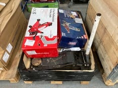 PALLET OF ASSORTED ITEMS TO INCLUDE MASTER PRO 3 TON PROFESSIONAL TROLLEY JACK