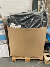 PALLET OF CAR ITEMS TO INCLUDE COVPROTEC THERMAL WINDOW BLINDS FOR FORD MONDEO 2012-2014 IN BLACK