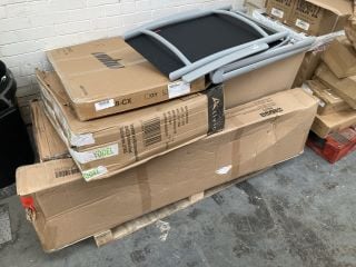 PALLET OF ASSORTED ITEMS TO INCLUDE GREY OUTDOOR CHAIR