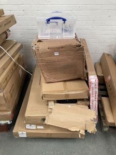 PALLET OF ASSORTED ITEMS TO INCLUDE MULTIPLE SIZE CLEAR STORAGE BOXES