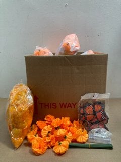 33 X 30 PIECE ARTIFICIAL MARIGOLD FLOWERS GARLAND - COMBINED RRP £297: LOCATION - A5