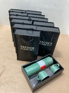 12 X VACUUM FLASK SET 500ML GREEN BOTTLE: LOCATION - A6