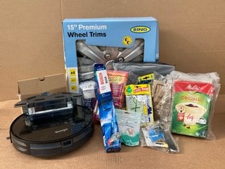 QTY OF GENERAL ITEMS TO INCLUDE RING 15'' PREMIUM WHEEL TRIMS: LOCATION - B7