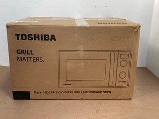 TOSHIBA 23L DIGITAL GRILL MICROWAVE OVEN IN BLACK - MODEL NO. MW2-AG23PF: LOCATION - B6