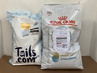 ROYAL CANIN VETERINARY URINARY S/O DOG FOOD TO INCLUDE TAILS.COM DOG FOOD: LOCATION - B5