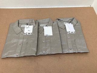 3 X ICHI IHHOULO BUTTON UP SHIRT IN GLITTER SILVER SIZE 34 - COMBINED RRP £ 165: LOCATION - B1