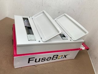 FUSEBOX 100A MAIN SWITCH 30 WAY F2030M: LOCATION - C3