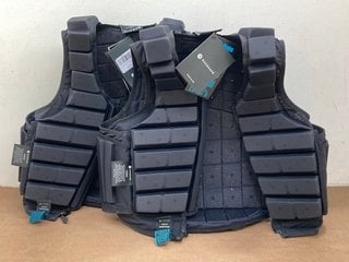 2 X BODY PROTECTORS MOTION 3 YOUNG RIDER - SMALL: LOCATION - C10