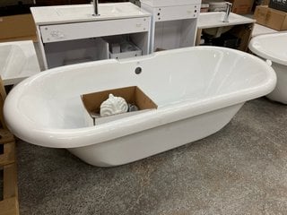 1710 X 750MM TRADITIONAL ROLL TOPPED DOUBLE ENDED FREESTANDING BATH WITH A SET OF WHITE CLAW AND BALL FEET RRP £1009: LOCATION - C2