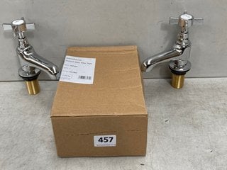 PAIR OF TRADITIONAL CROSSHEAD BATH/BASIN PILLAR TAPS IN CHROME - RRP £140: LOCATION - R2