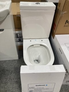 (COLLECTION ONLY) D SHAPED CLOSED COUPLED TOILET COMPLETE WITH CISTERN FITTINGS WITH DUAL FLUSH TOP BUTTON AND SEAT RRP £325: LOCATION - D4