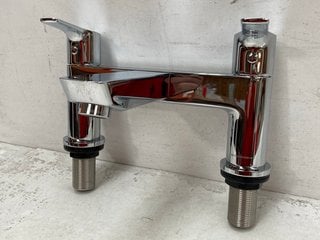 DECK MOUNTED BATH FILLER IN CHROME RRP £305: LOCATION - R1